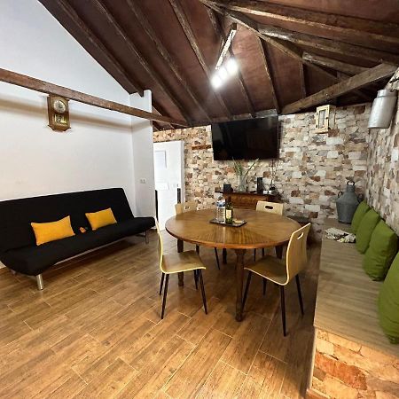 Tradicional Casa Canaria Con Piscina Y Vistas Al Teide 이코드레로스비노스 외부 사진