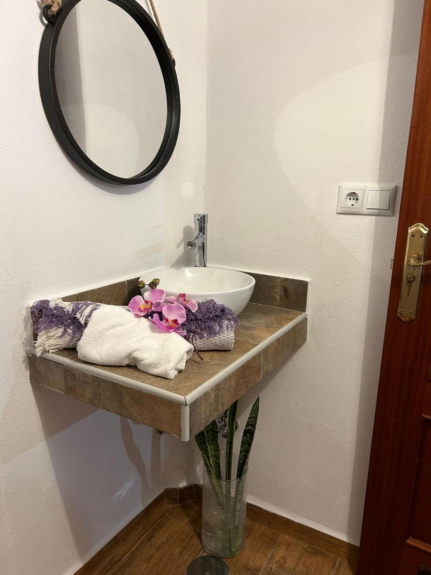 Tradicional Casa Canaria Con Piscina Y Vistas Al Teide 이코드레로스비노스 외부 사진